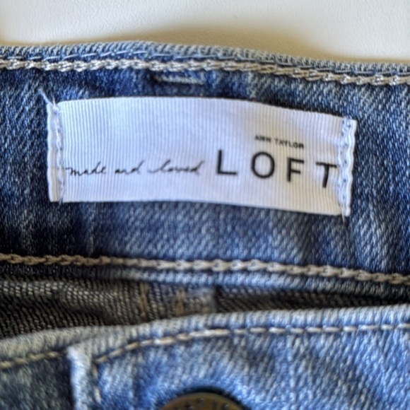 Loft Denim Shorts Size 6 - Picture 3 of 9